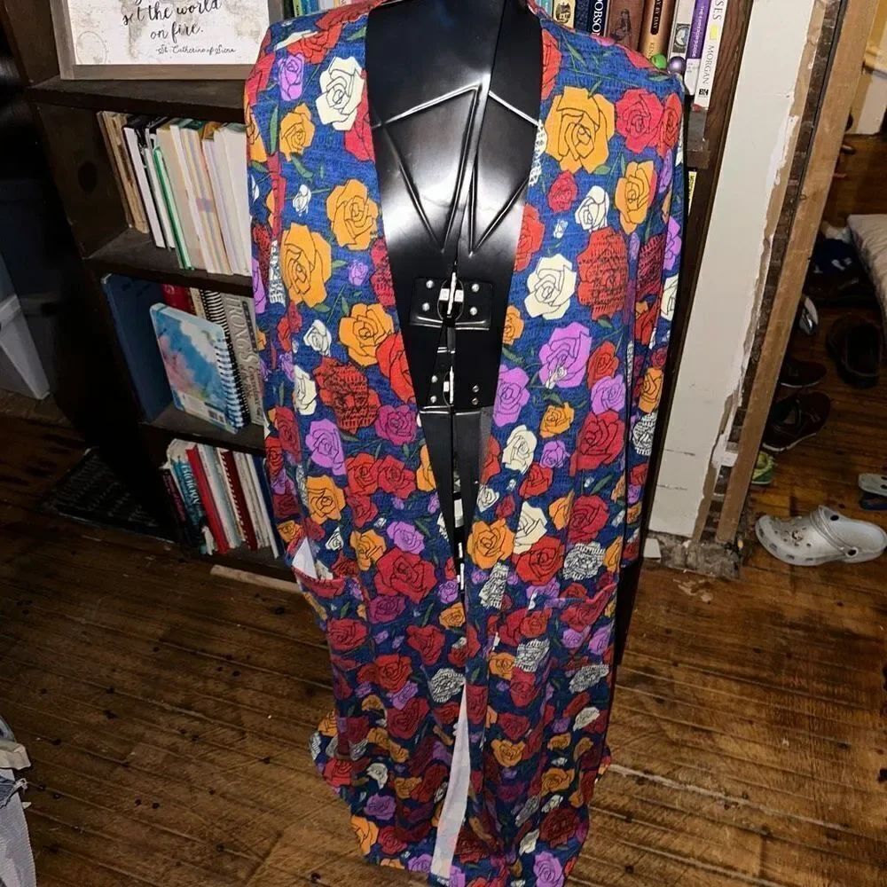 Lularoe multicolored rose print cozy normcore sweater coat